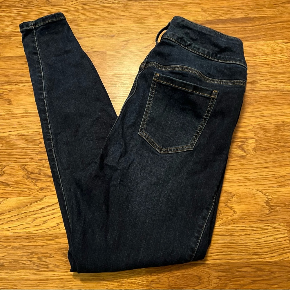 torrid Dark Blue High-Rise Feel The Fit Super Soft Casual 5 Pocket Jeggings - Picture 3 of 12